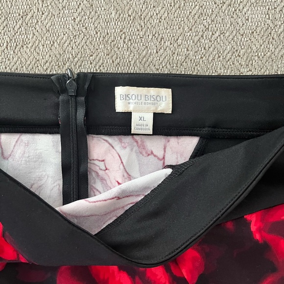 Bayou Bisou Skirt and top set Sz XL - Picture 7 of 7